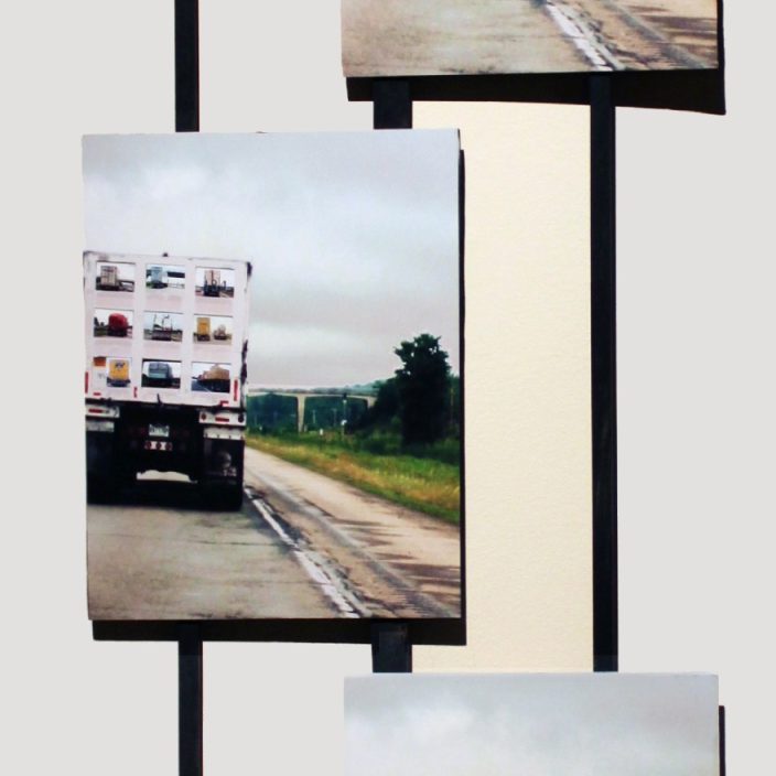 ROAD MOVIE - 2009, impression numérique, pin, 145 x 34 cm